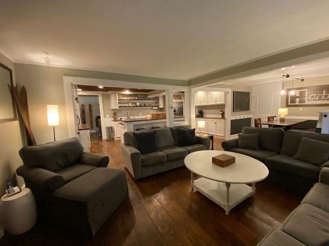 33 Newbury Heights Road