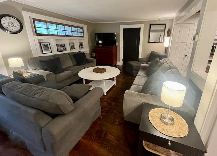 33 Newbury Heights Road