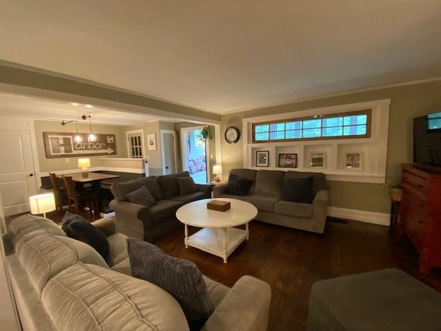 33 Newbury Heights Road