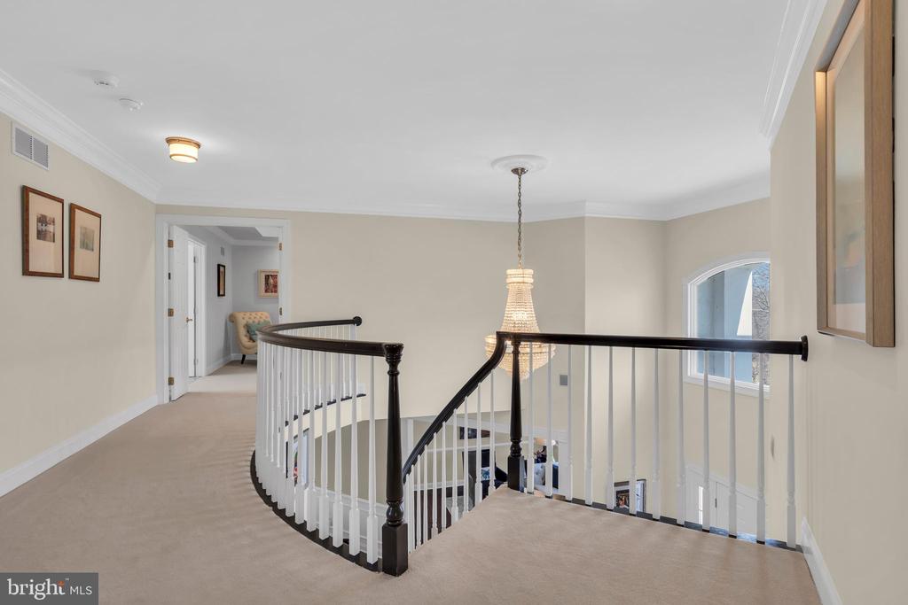 317 Christopher Dr