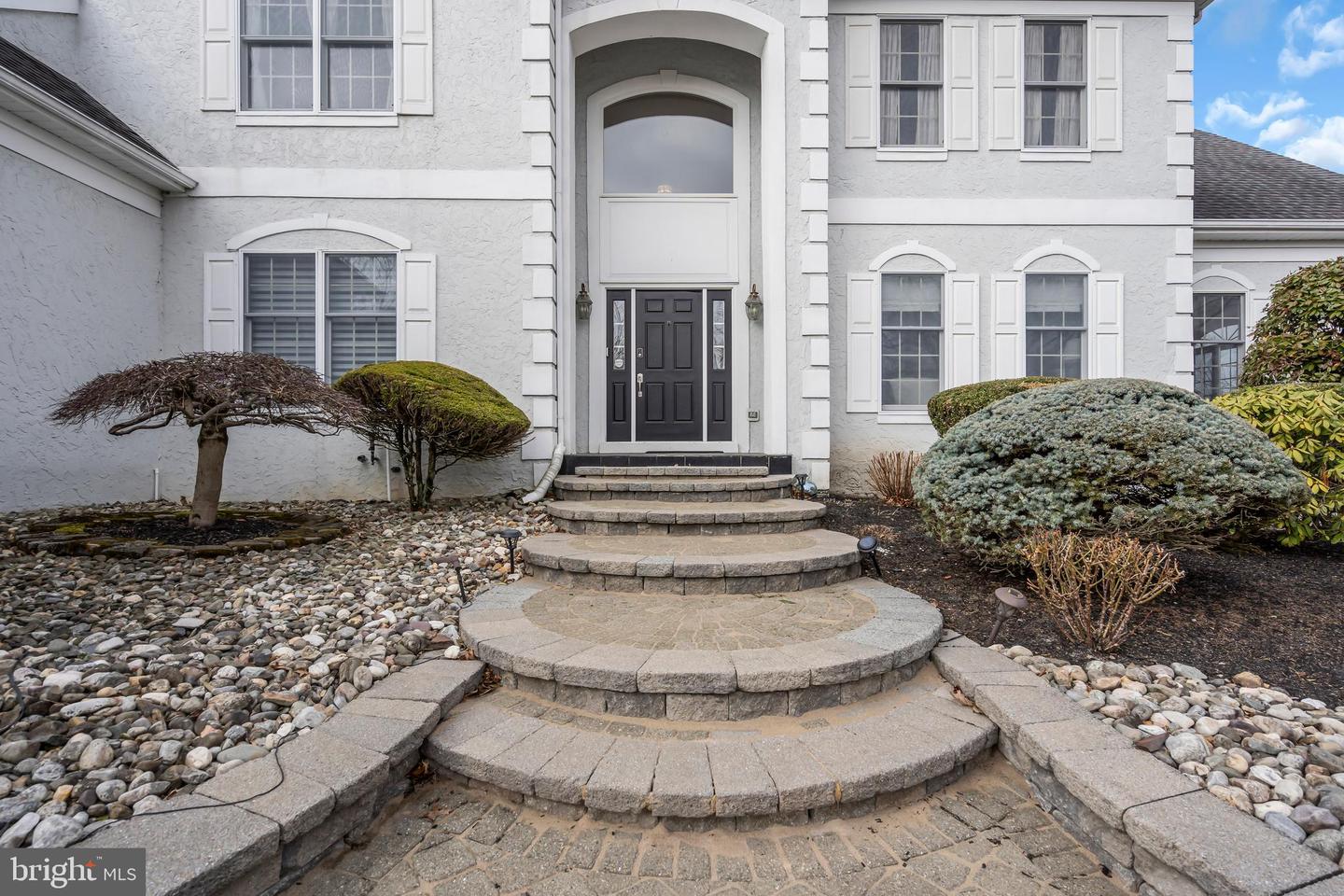 317 Christopher Dr