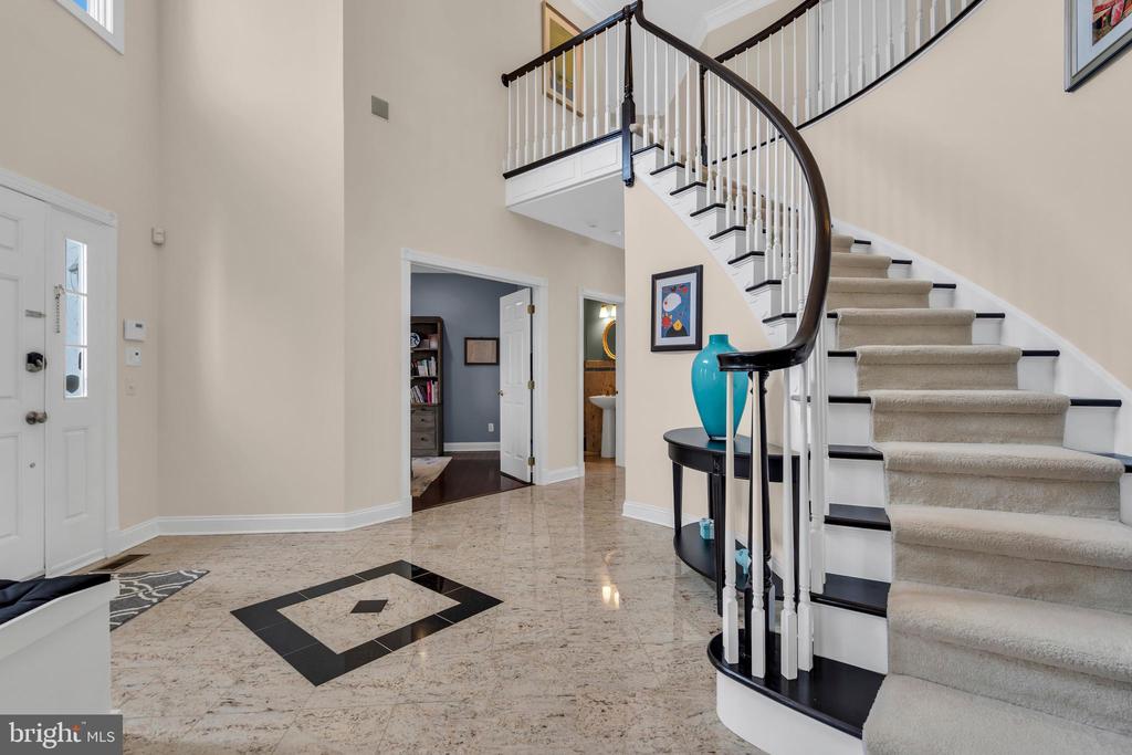 317 Christopher Dr