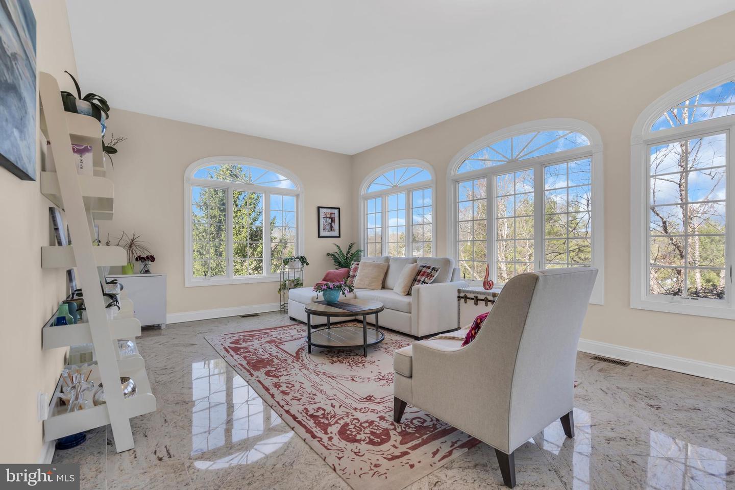 317 Christopher Dr