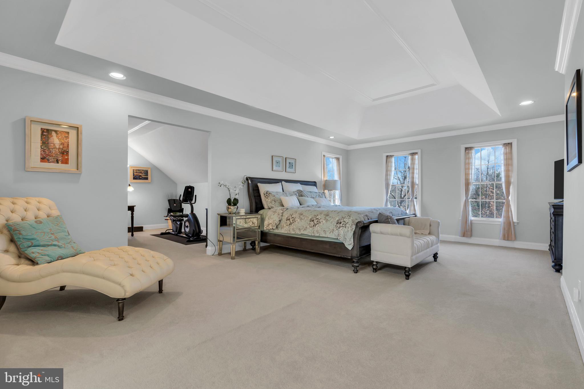 317 Christopher Dr