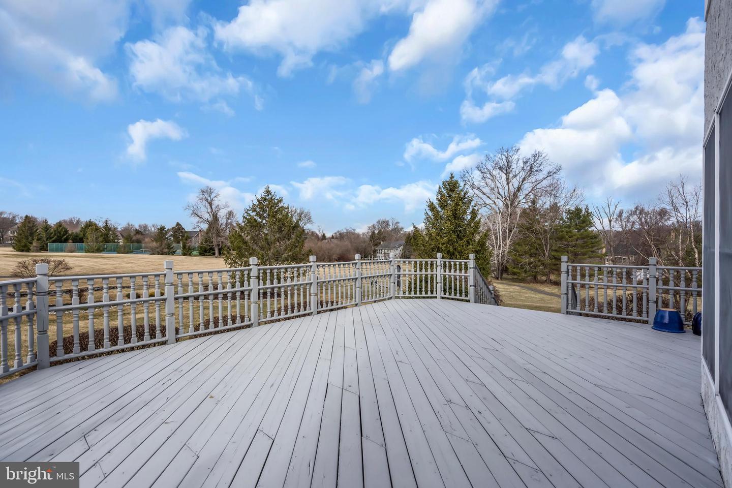 317 Christopher Dr