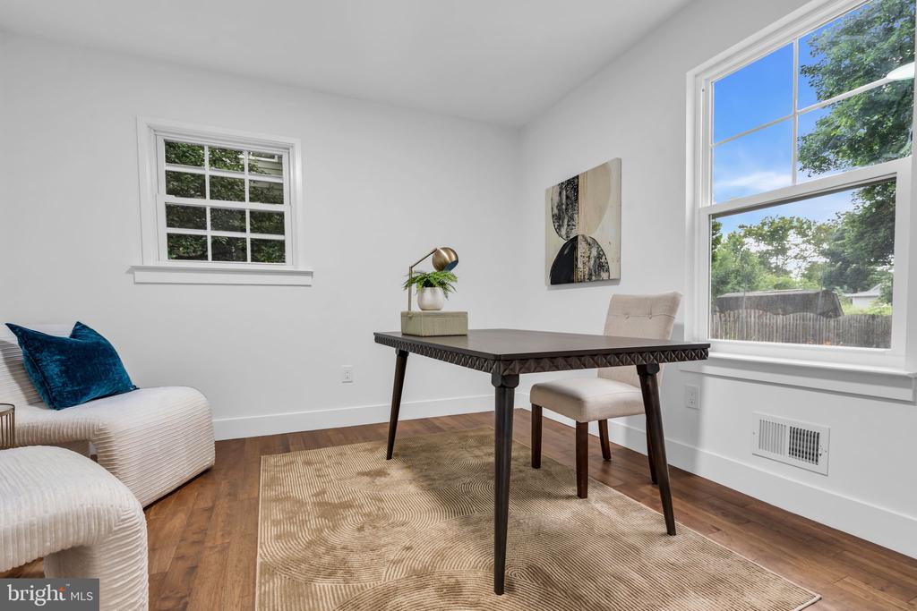 15 HILLSIDE ROAD