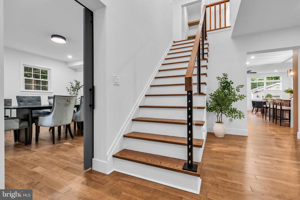 15 HILLSIDE ROAD