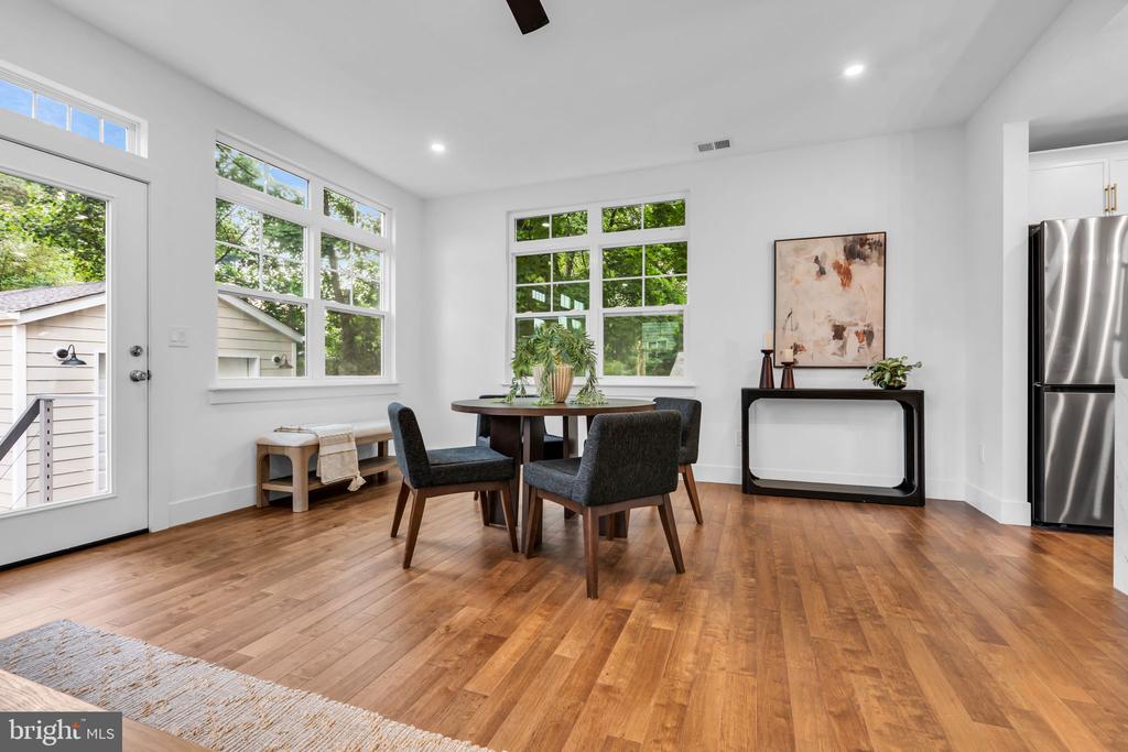 15 HILLSIDE ROAD