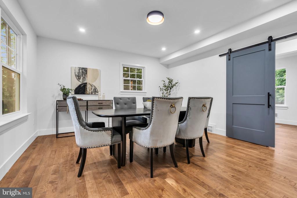 15 HILLSIDE ROAD