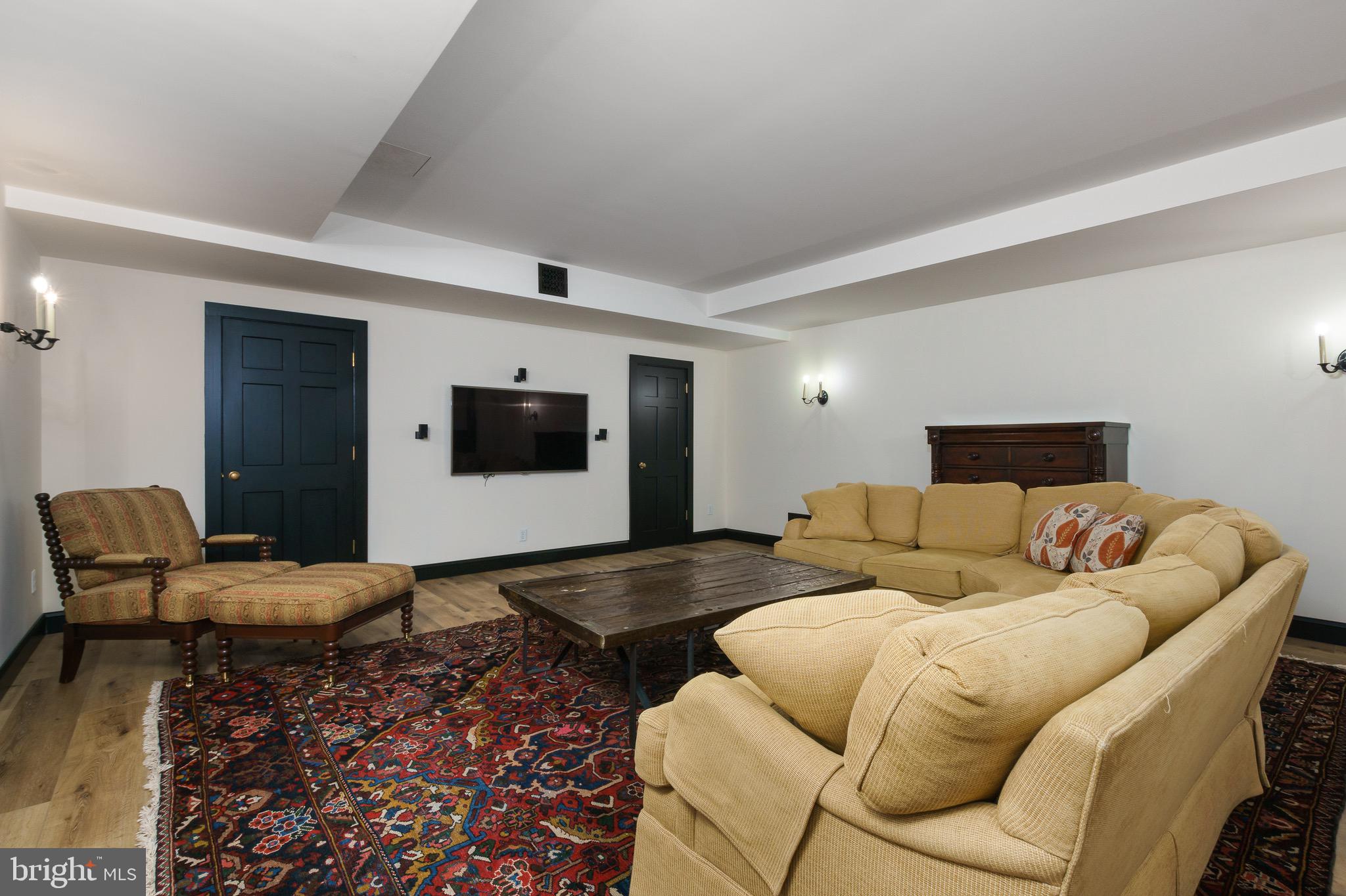 1459 Great Rd