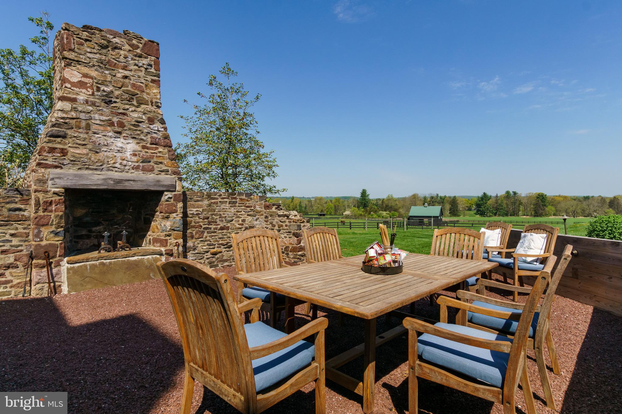 1459 Great Rd