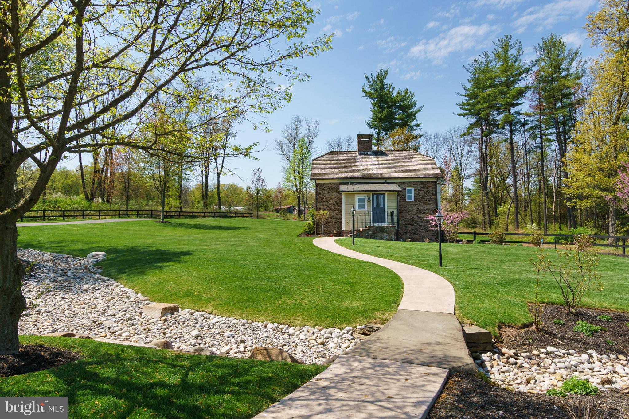 1459 Great Rd