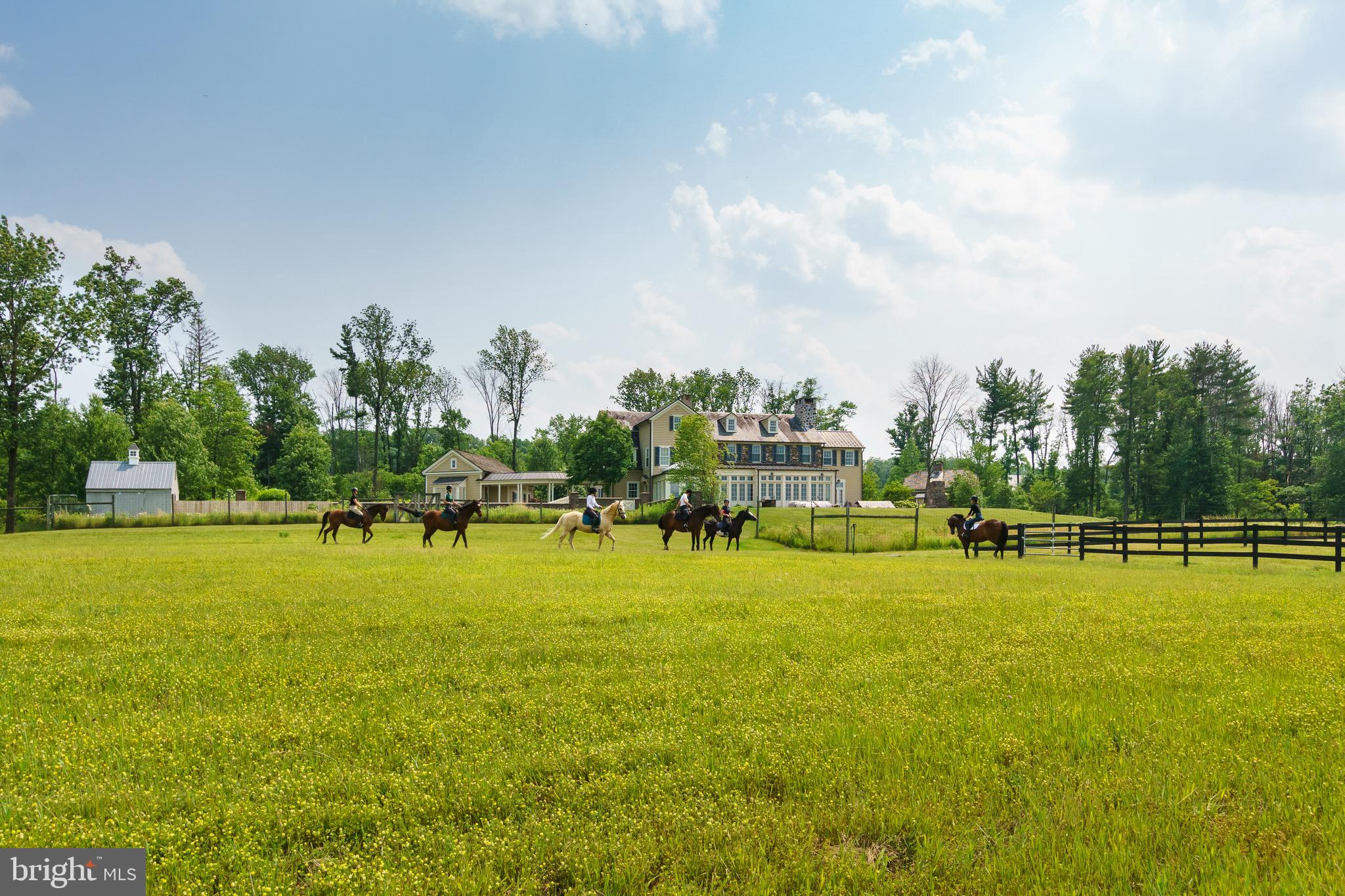 1459 Great Rd