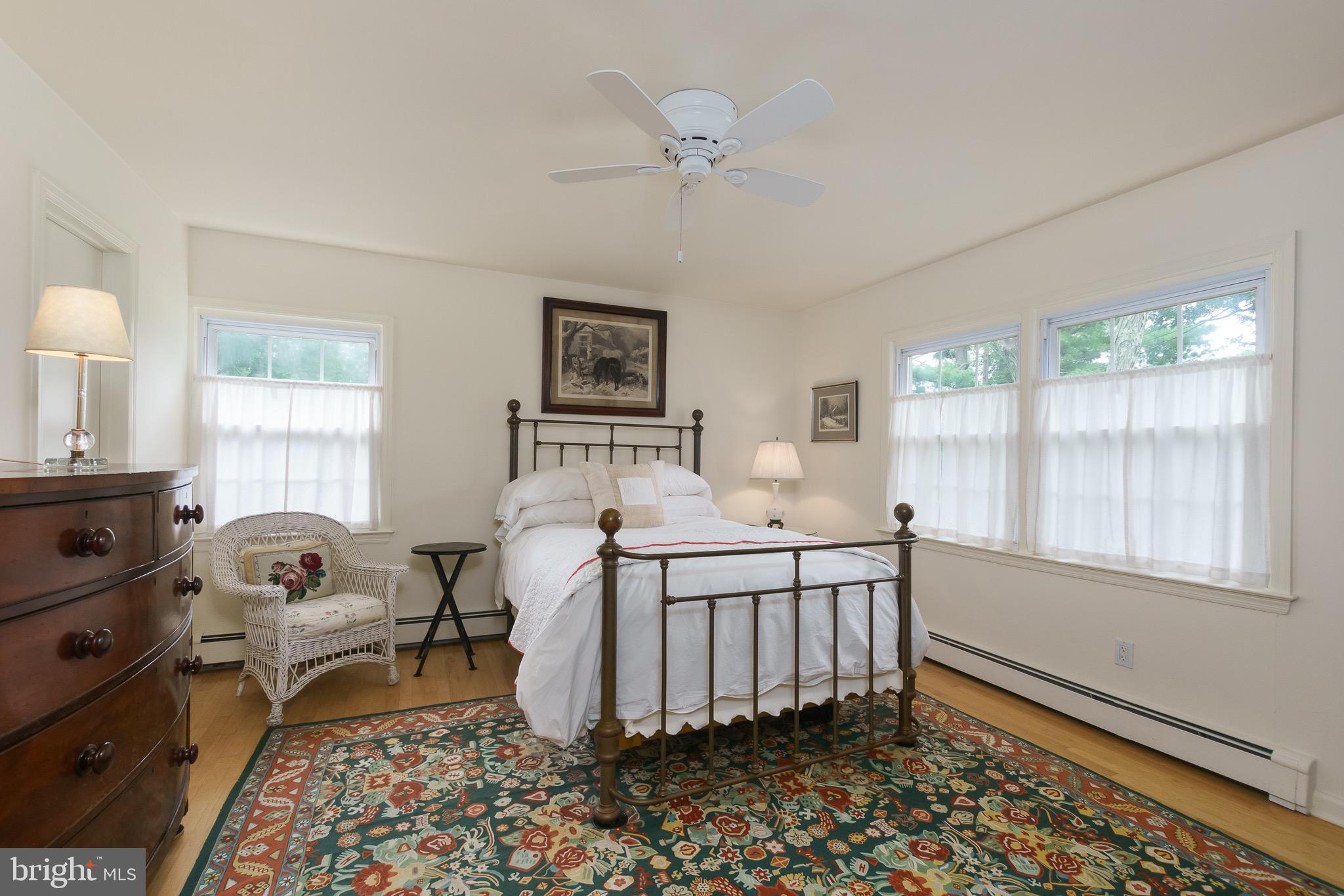 1377 Great Rd