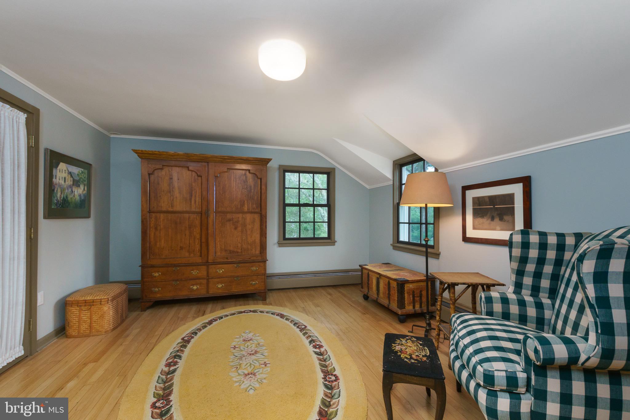 1377 Great Rd