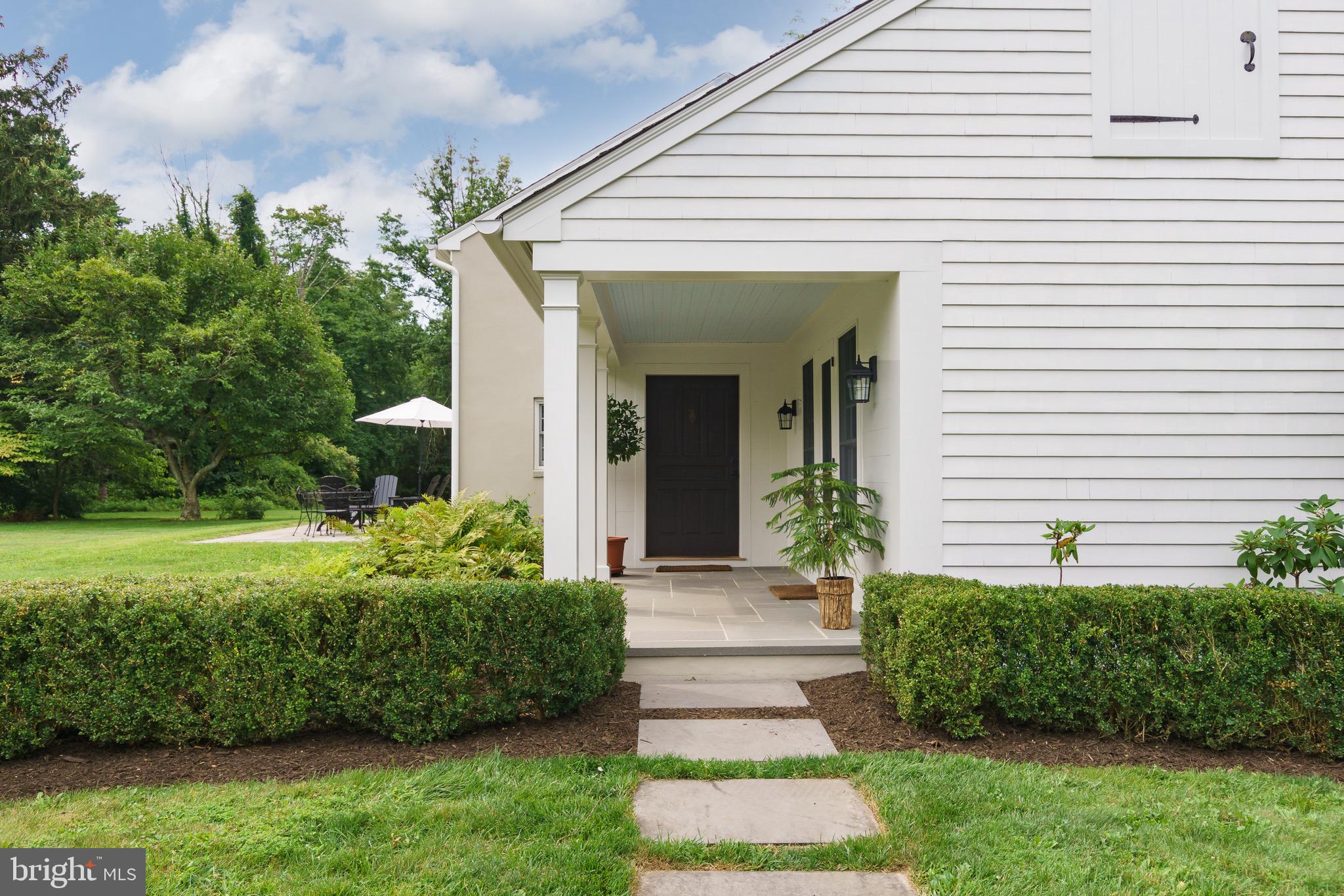 1377 Great Rd