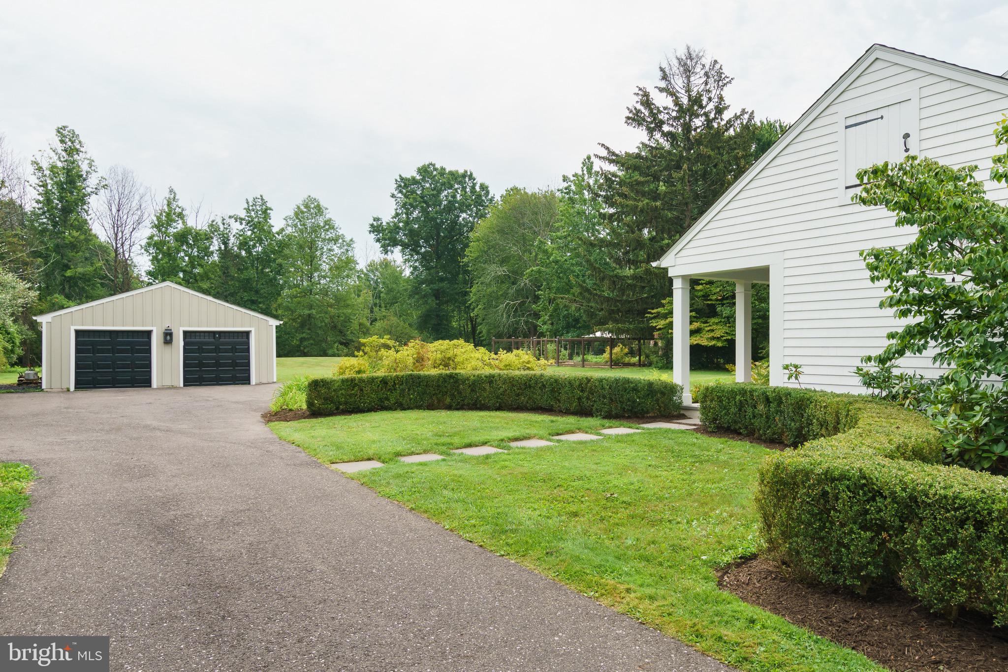 1377 Great Rd