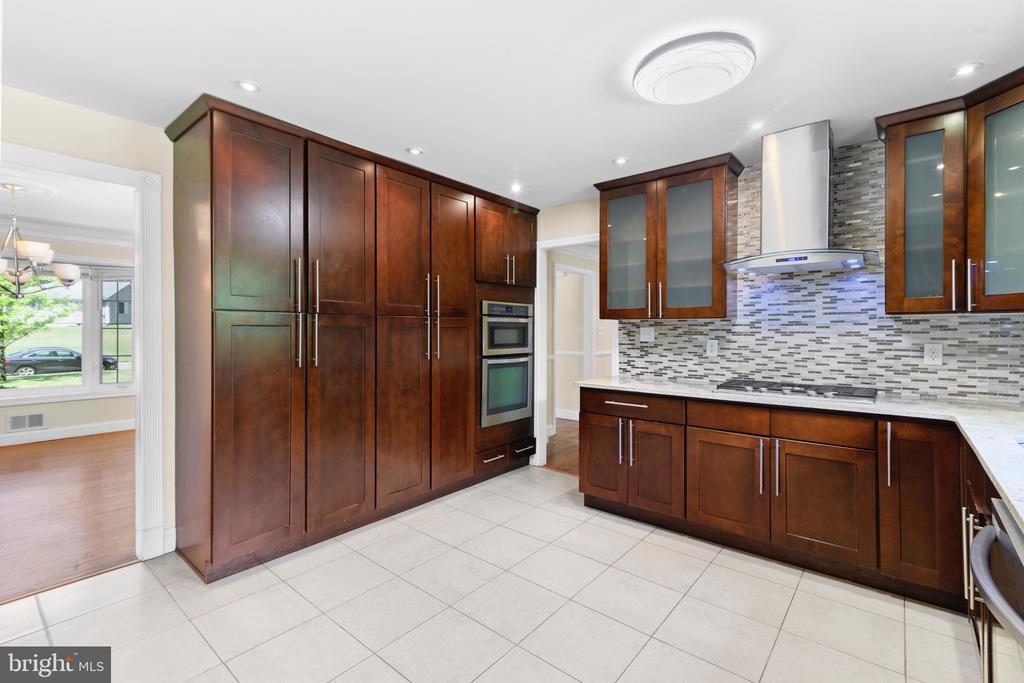 45 WHIPPOORWILL WAY