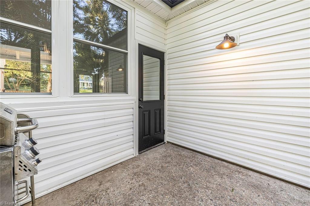 420 E Radiance Drive