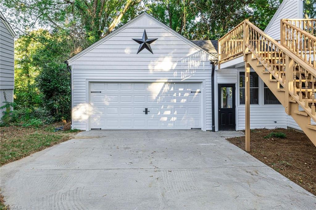 420 E Radiance Drive