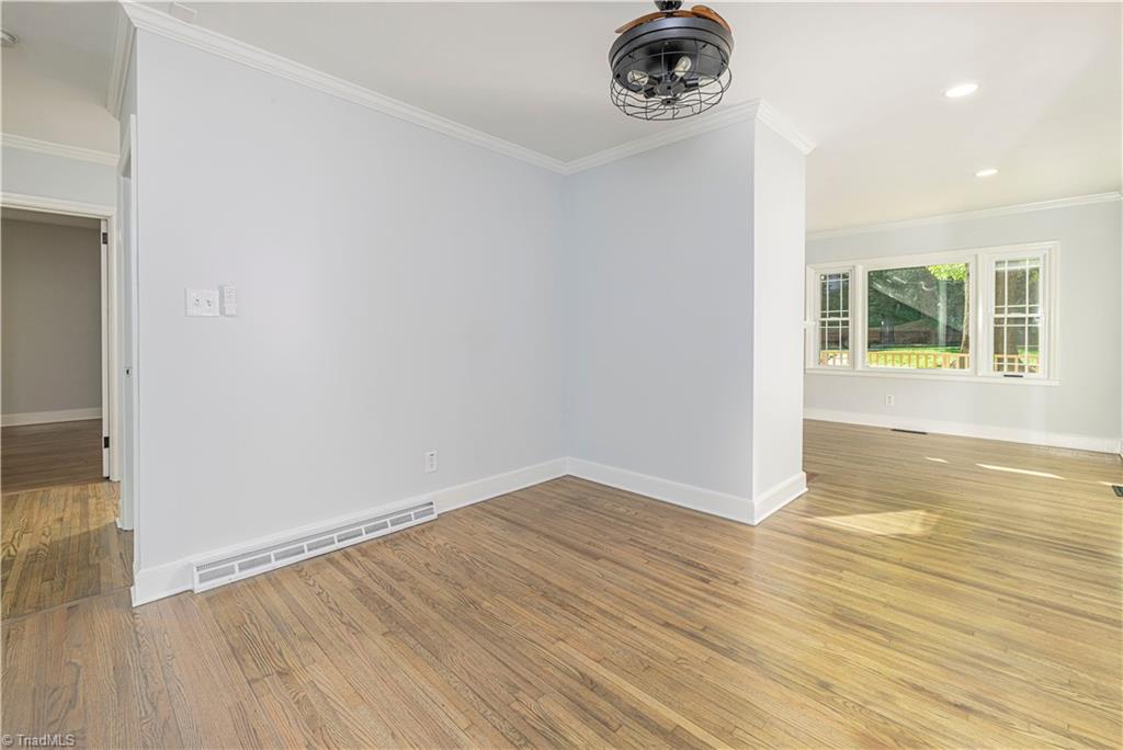 420 E Radiance Drive