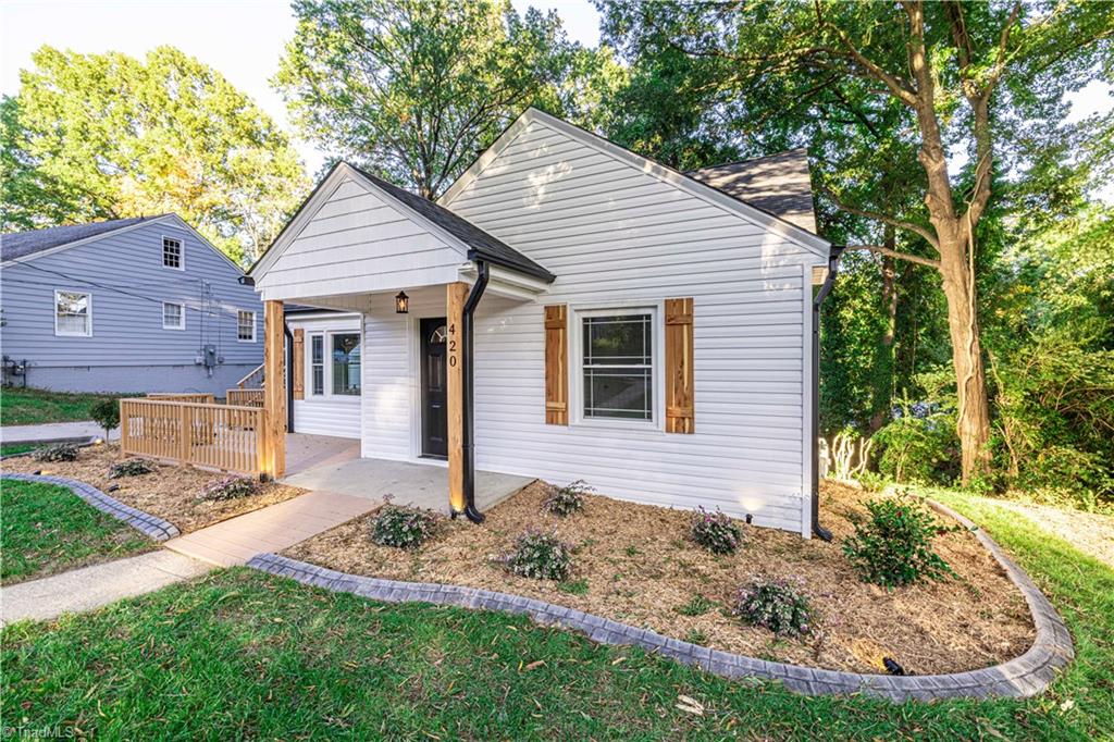 420 E Radiance Drive
