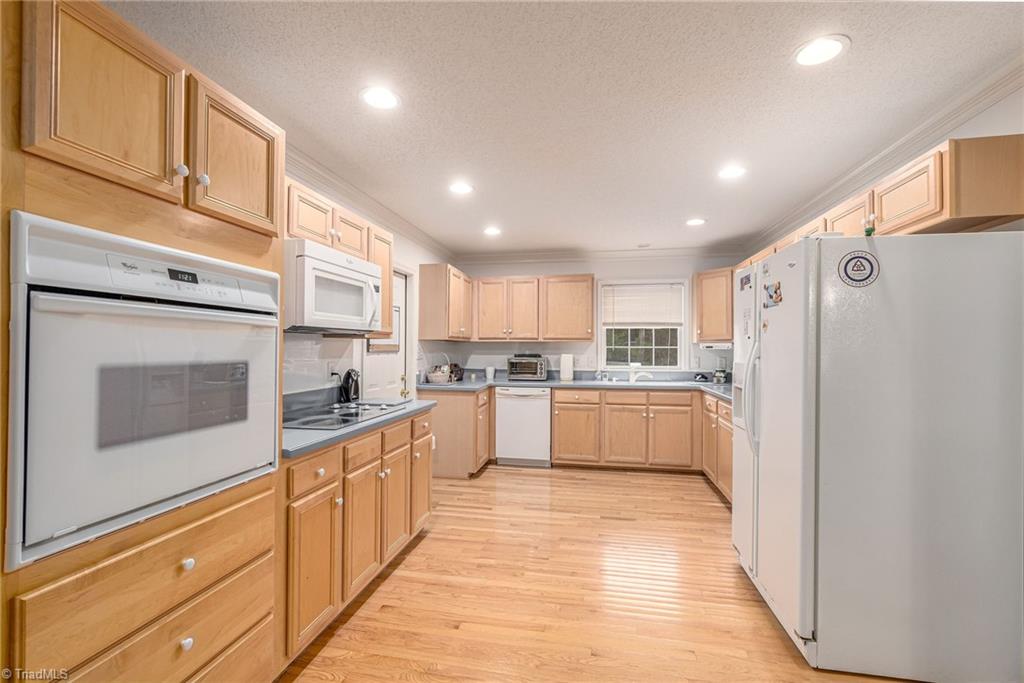 7811 High Meadows Road