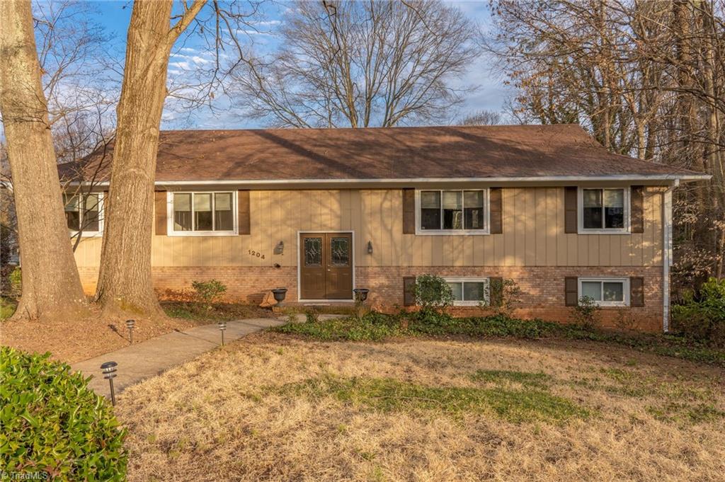 1204 Bearhollow Road