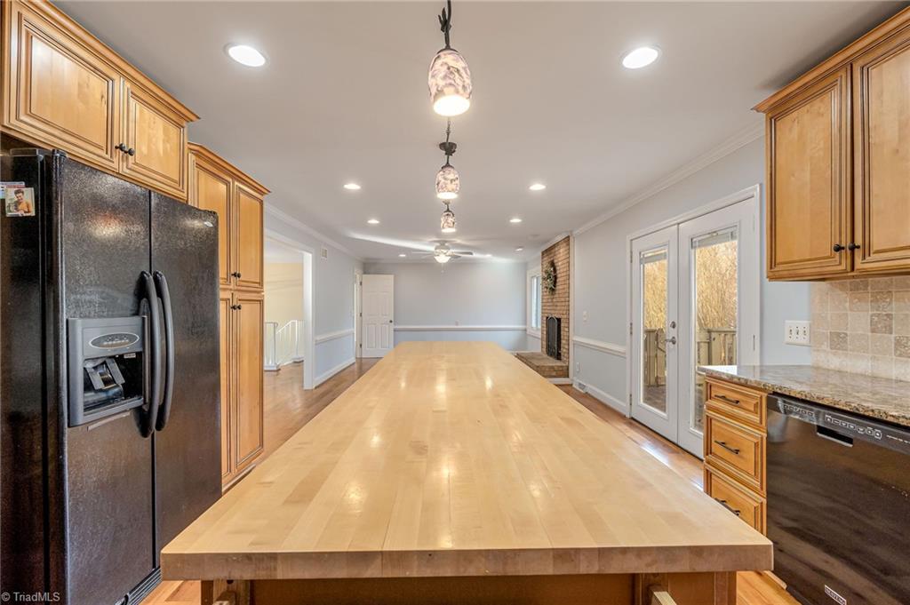 1204 Bearhollow Road