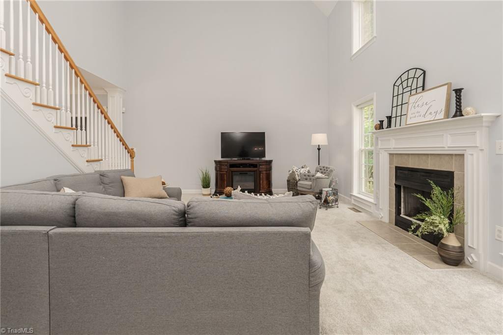 7913 Mccreedy Drive
