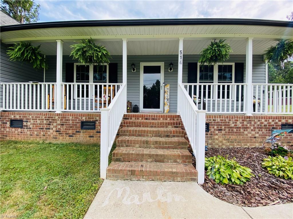 514 Old Castle Drive