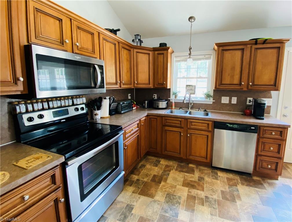 514 Old Castle Drive