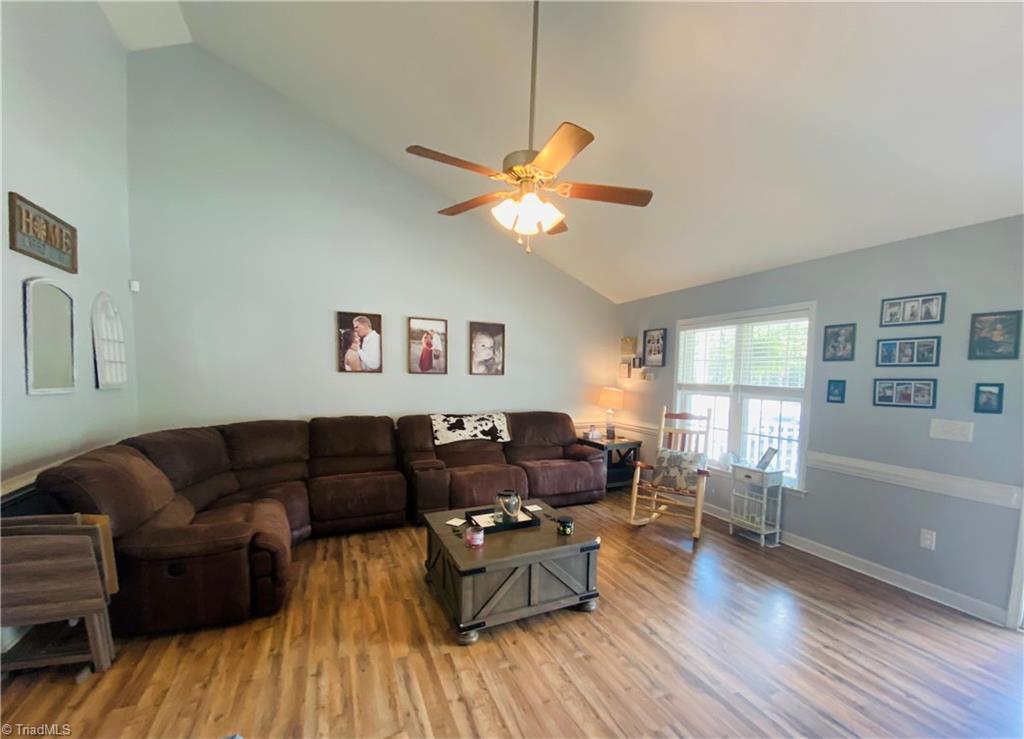 514 Old Castle Drive