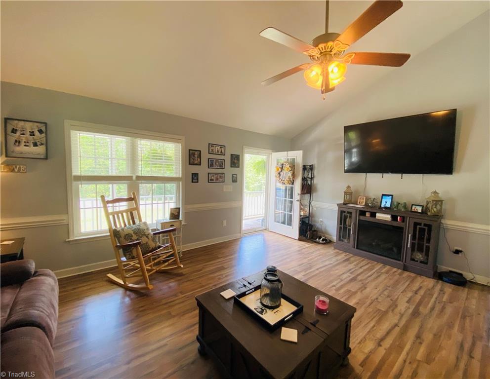 514 Old Castle Drive