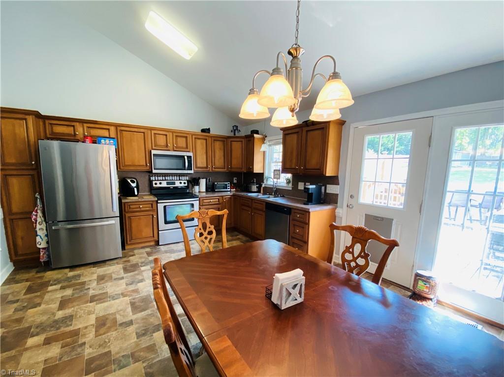 514 Old Castle Drive