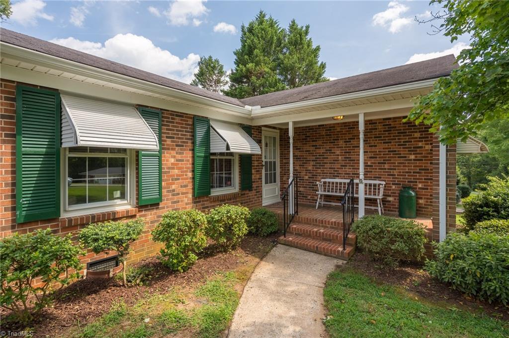 5109 Yukon Road