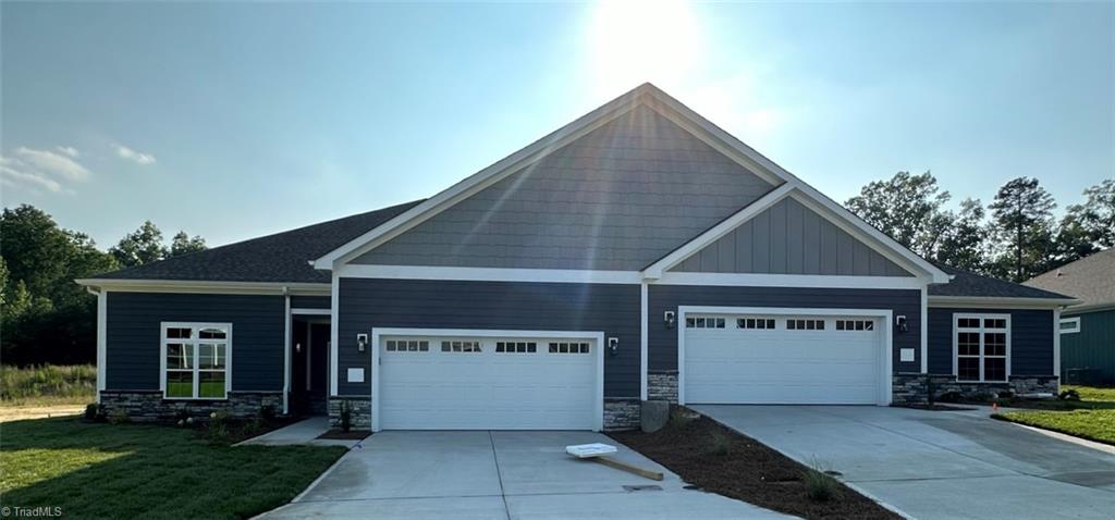 3441 Willowcrest Street