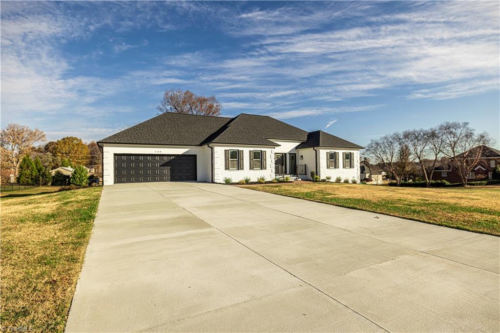 162 Greenfield Court