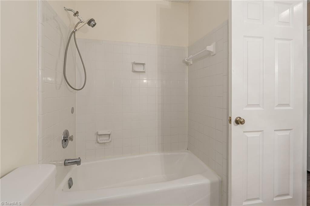 4405 Lake Walk Drive