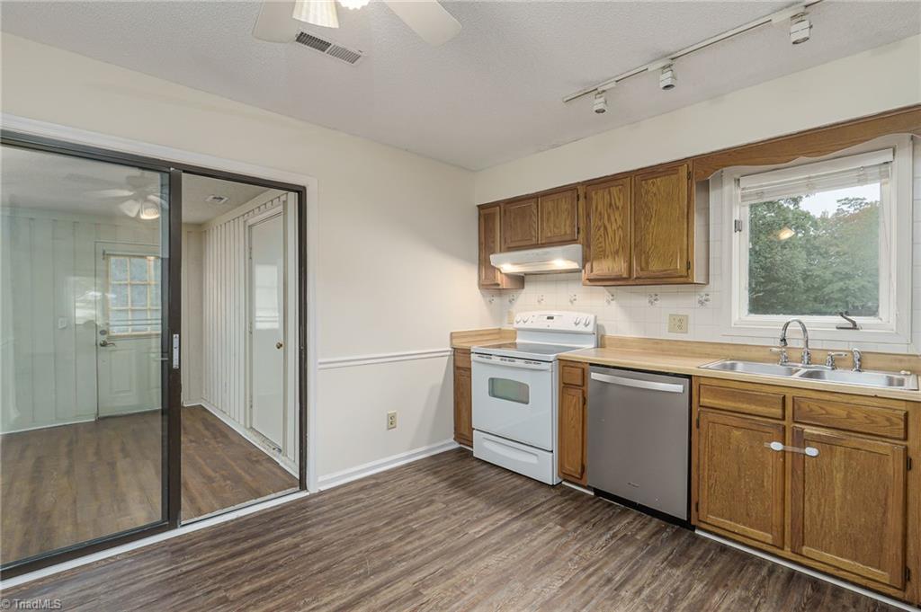 4405 Lake Walk Drive