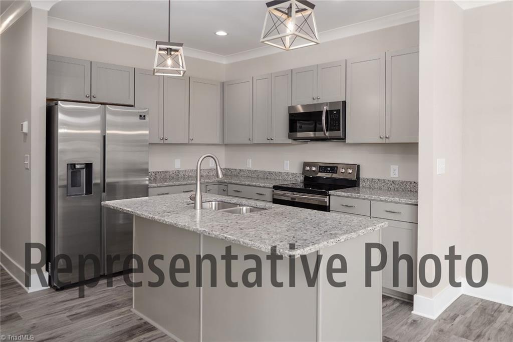 1739 Westfall Street