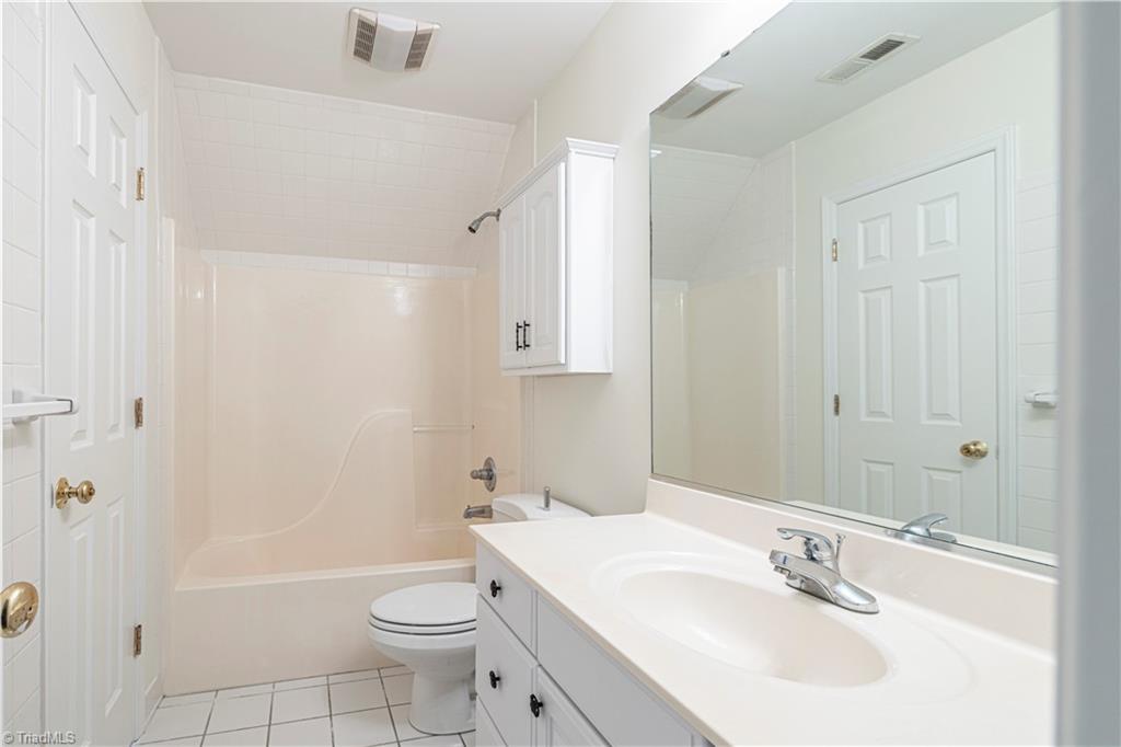 4911 Northbend Road, McLeansville