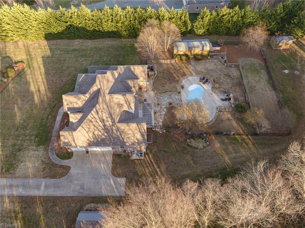 7128 Ludgate Road