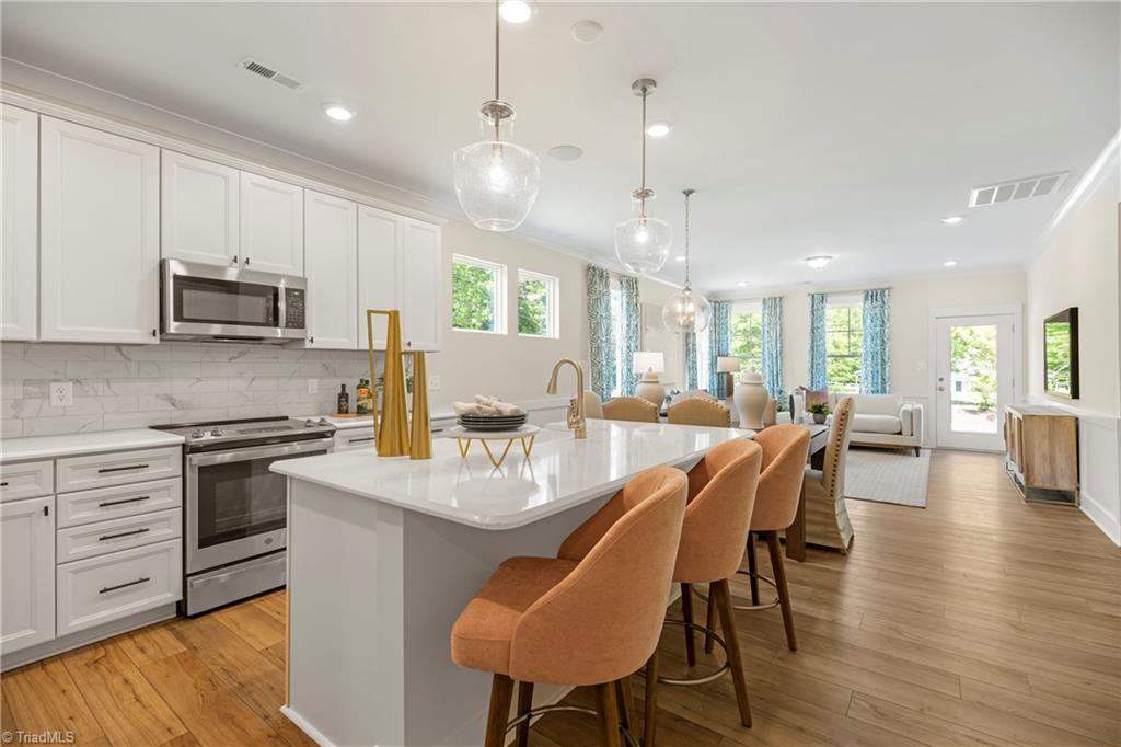 1205 Harbor Crossing Way