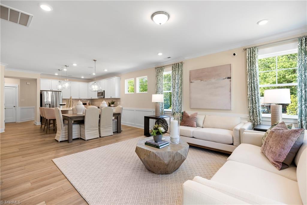 1205 Harbor Crossing Way