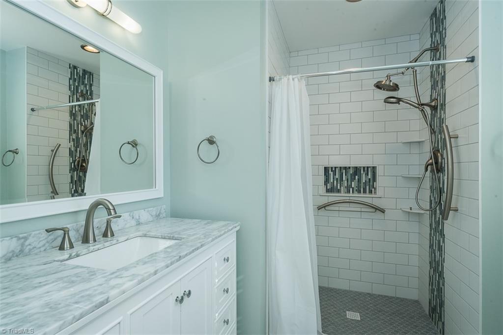 3027 Maple Avenue # N4