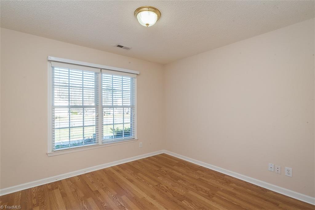 3027 Maple Avenue # N4