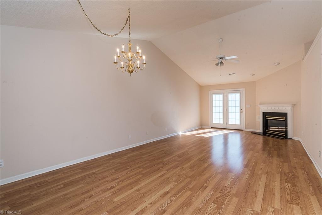 3027 Maple Avenue # N4