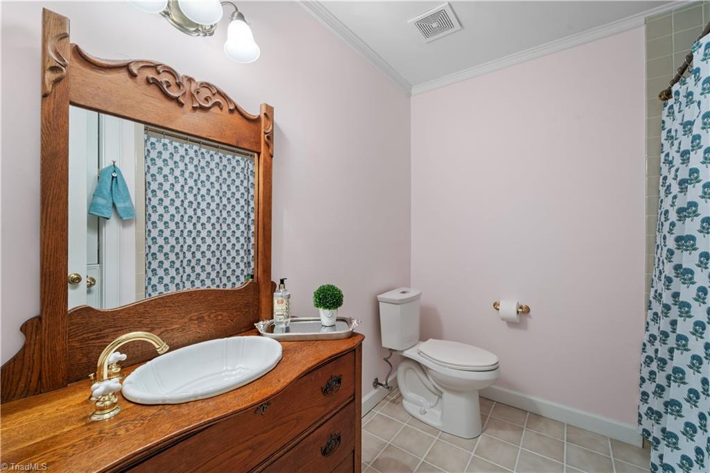 4628 Lake Jeanette Road