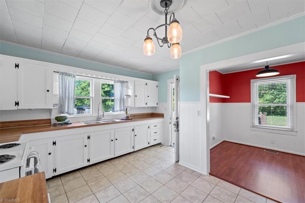 702 Veterans Drive